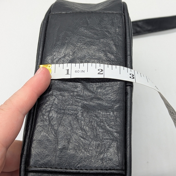 Vintage Gianni Black Leather Purse - Picture 11 of 11